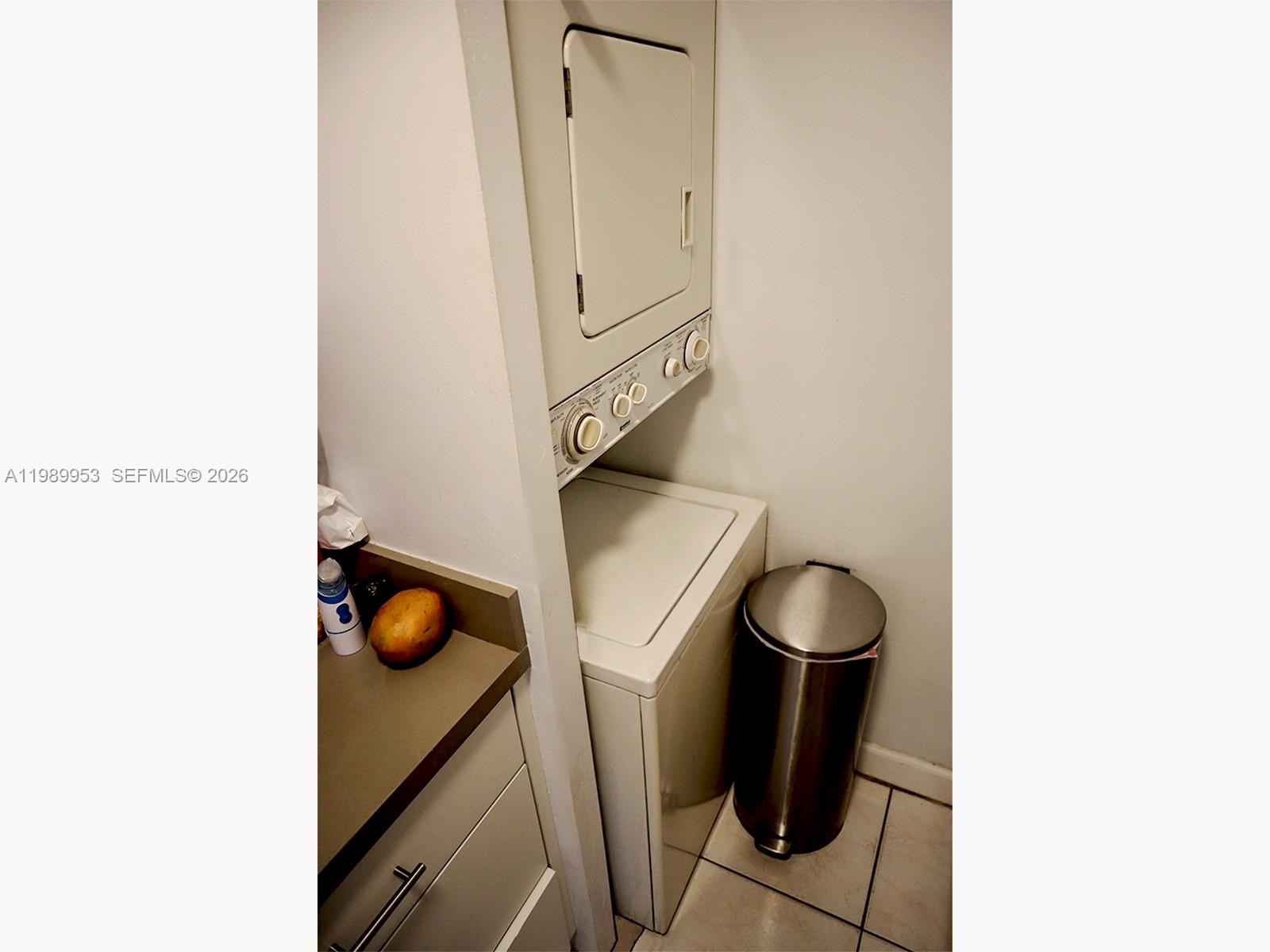 ORANGE TREE OF CORAL SPRI - Residential