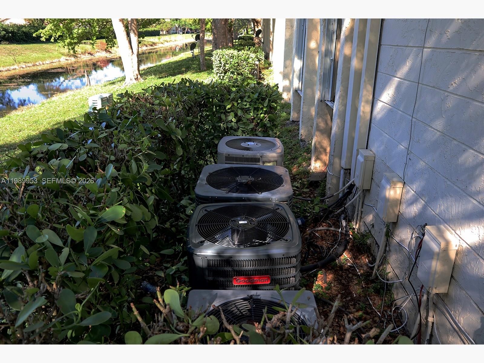 ORANGE TREE OF CORAL SPRI - Residential