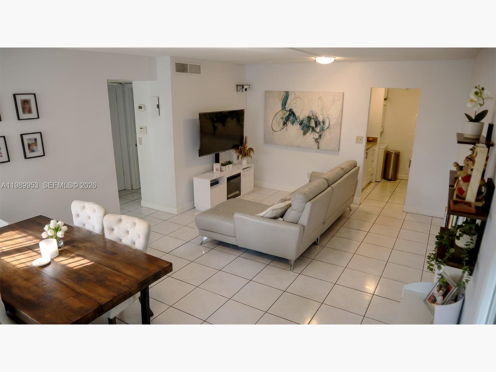 11484 Royal Palm Blvd 11484