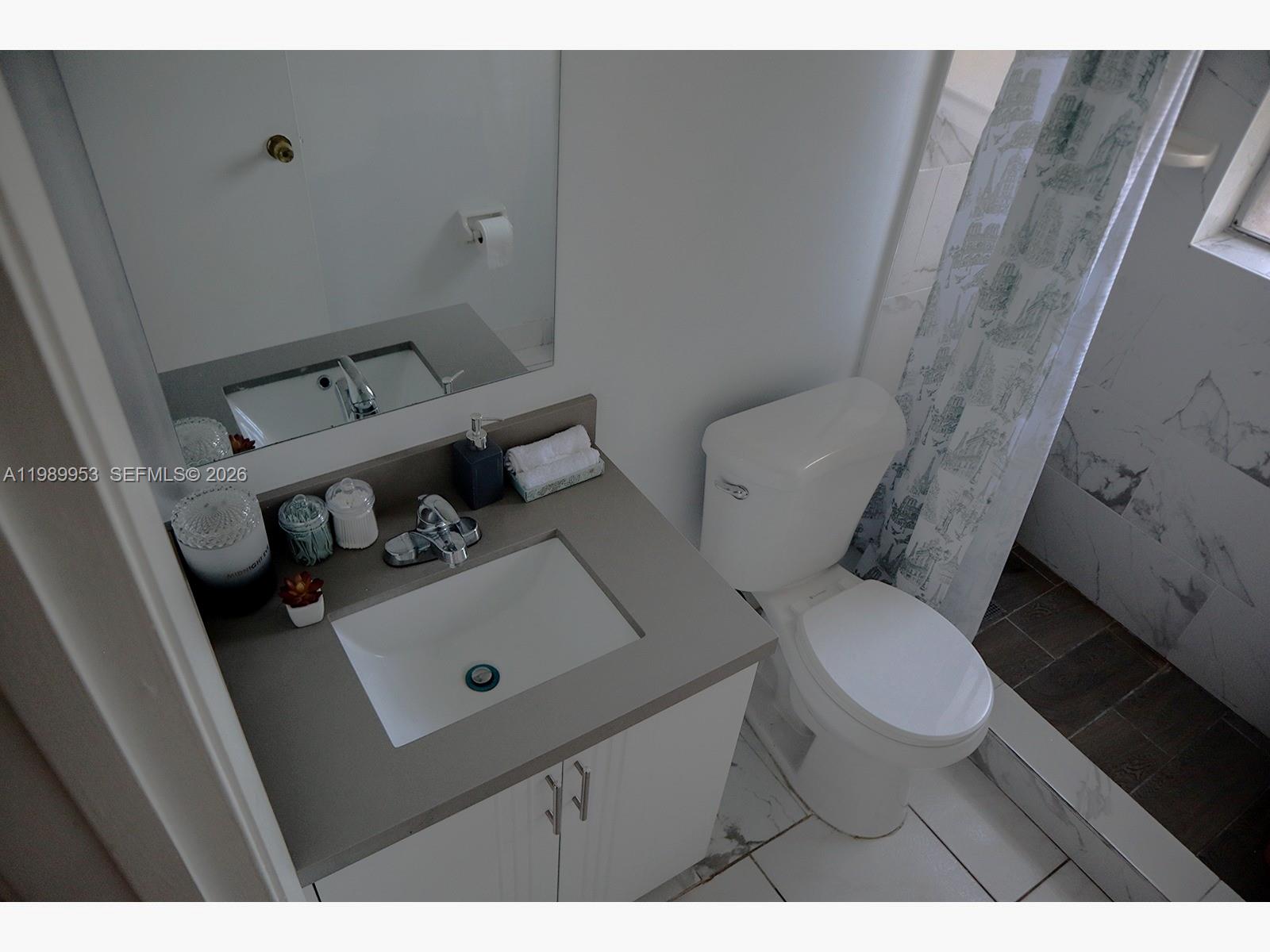 ORANGE TREE OF CORAL SPRI - Residential