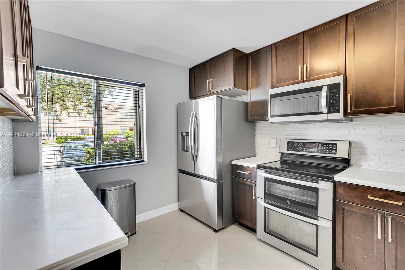 CHAPEL TRAIL II - Residential