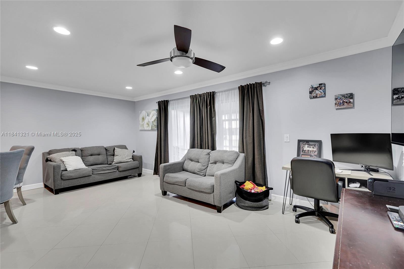 CHAPEL TRAIL II - Residential