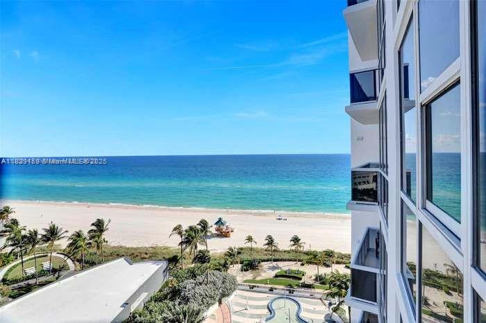 18201 Collins Ave 1202