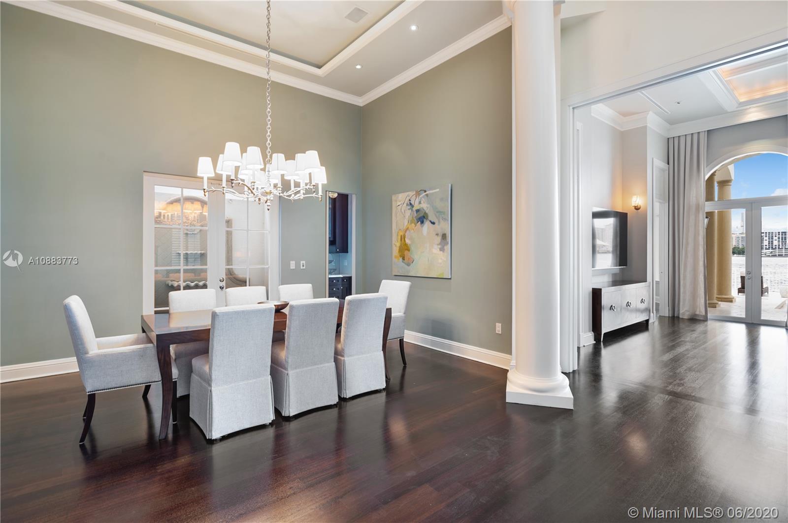 ISLAND ESTATES - Residential