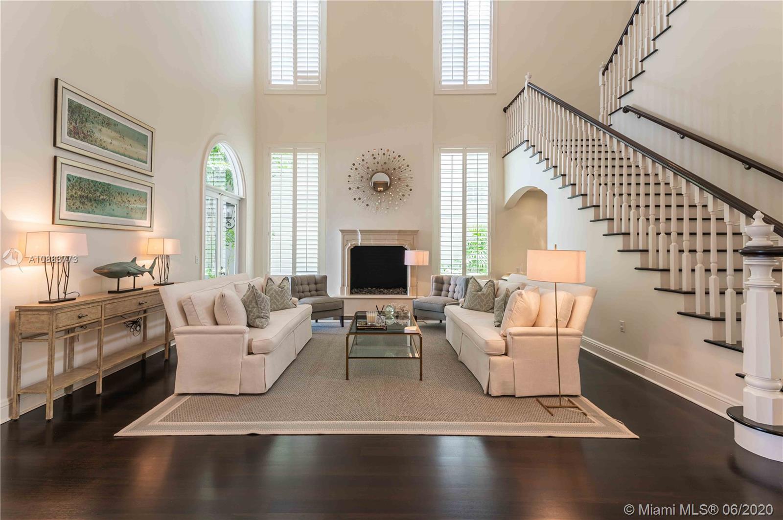 ISLAND ESTATES - Residential