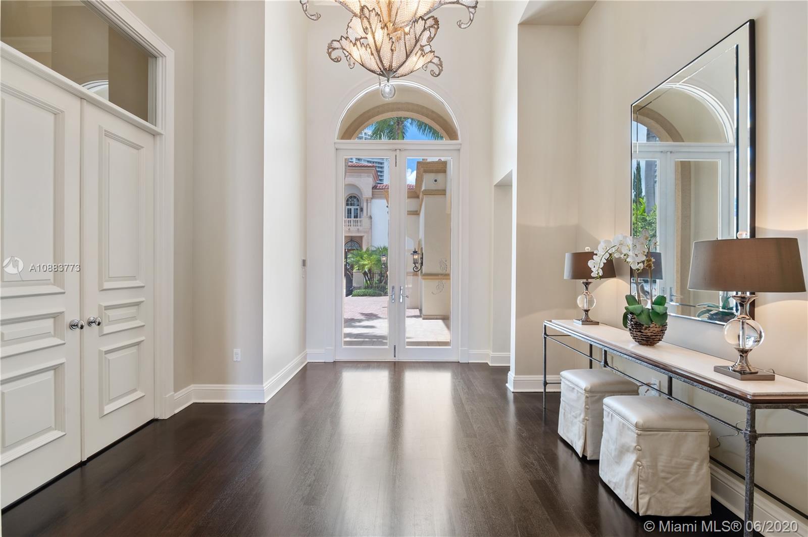 ISLAND ESTATES - Residential