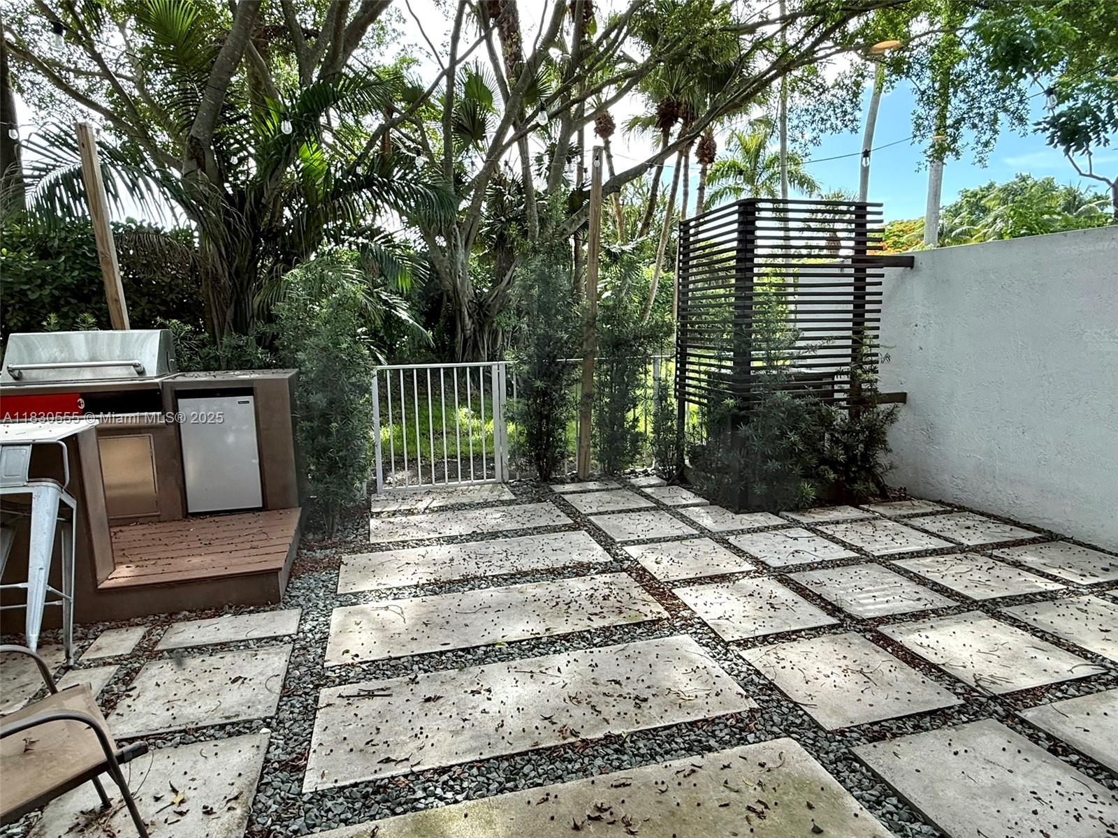 DORAL ISLES ANTIGUA - Residential Lease