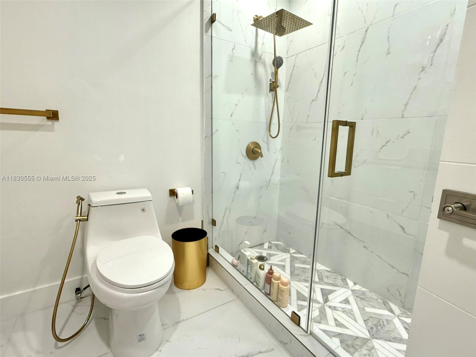 DORAL ISLES ANTIGUA - Residential Lease