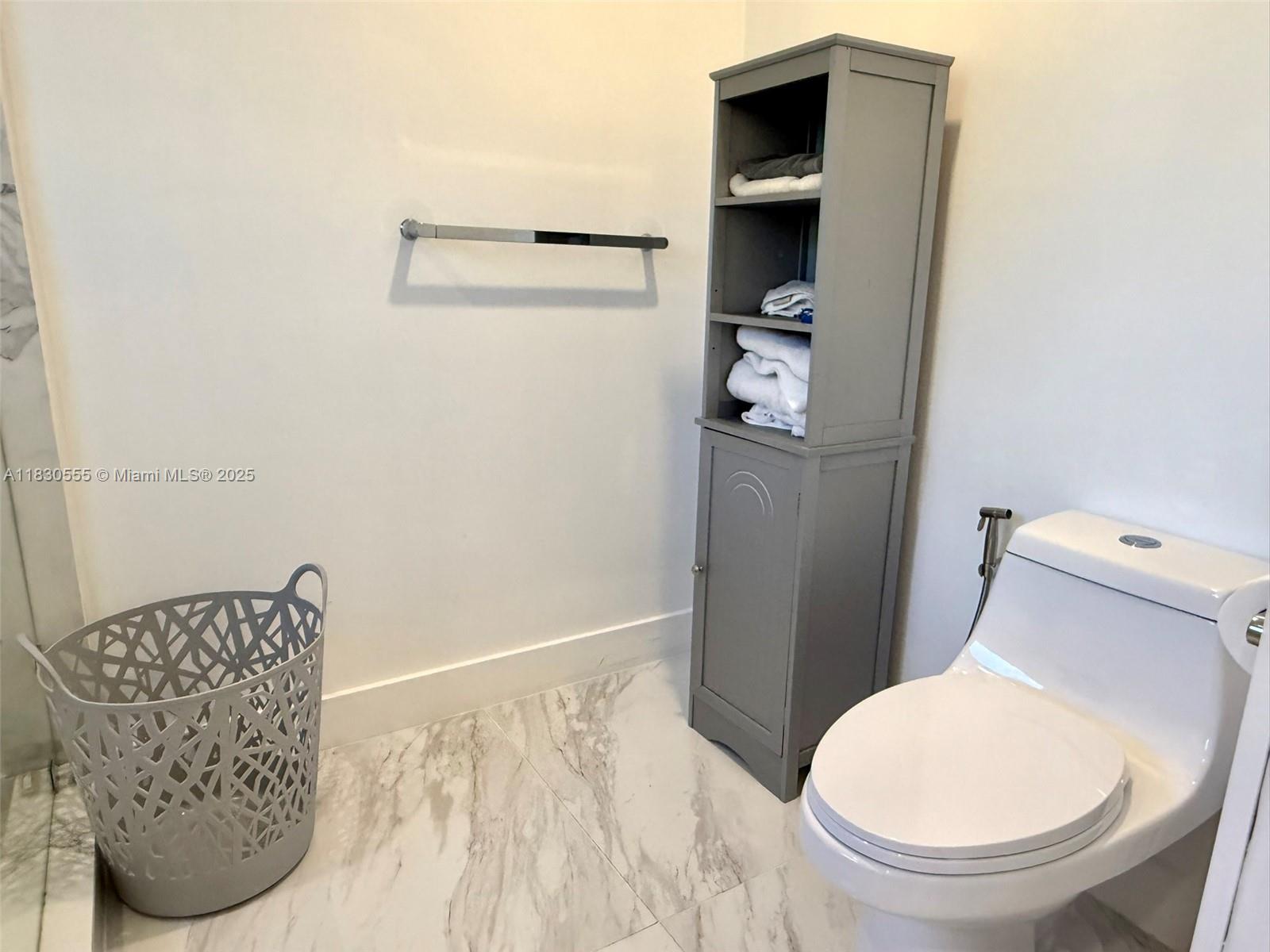 DORAL ISLES ANTIGUA - Residential Lease