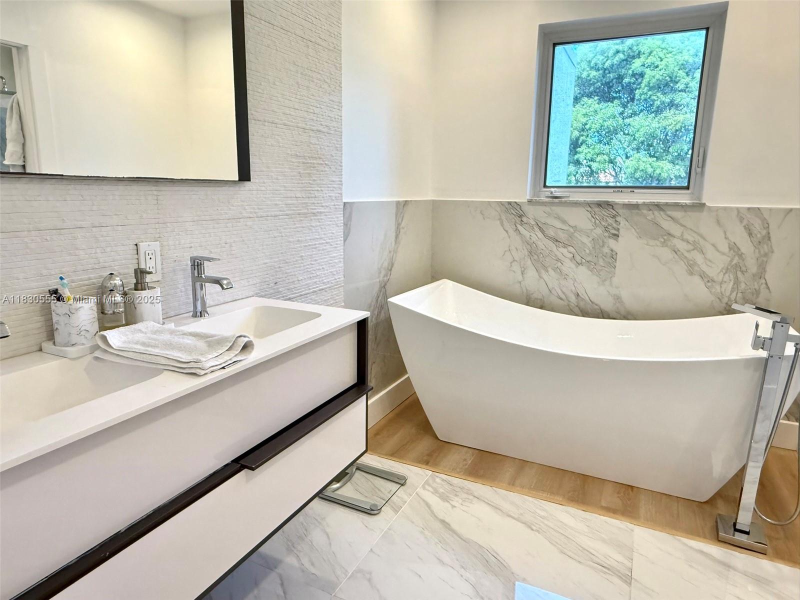 DORAL ISLES ANTIGUA - Residential Lease