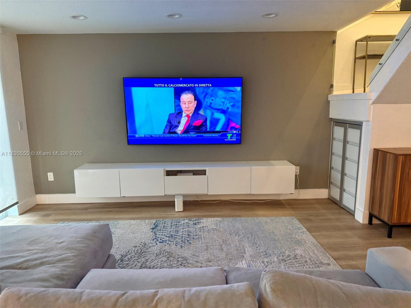 DORAL ISLES ANTIGUA - Residential Lease