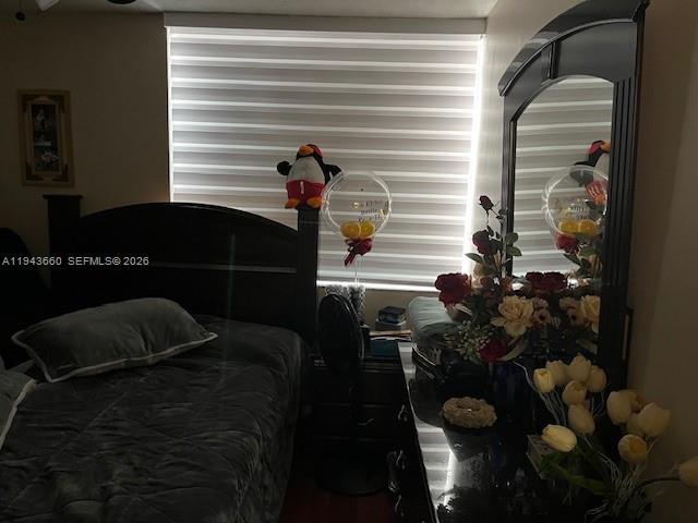 MANGO HILL CONDO NO 4 - Residential