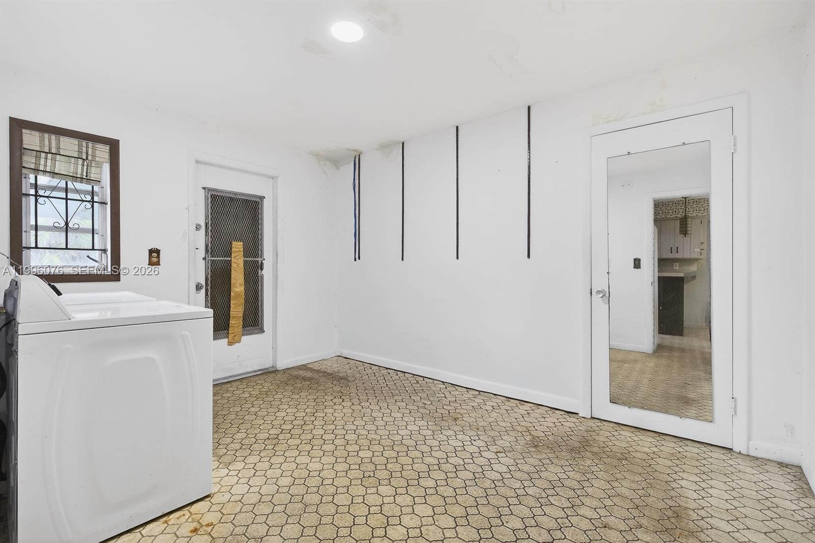 SHORE ACRES AMD PL - Residential