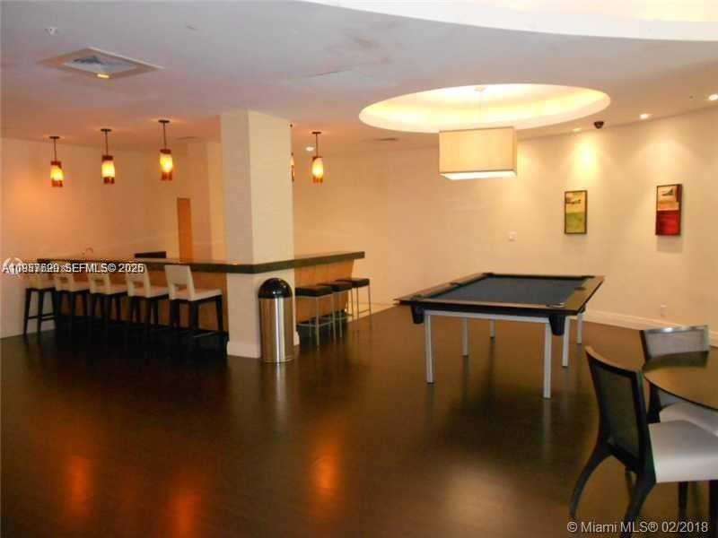 TIDES ON HOLLYWOOD BEACH - Residential Lease