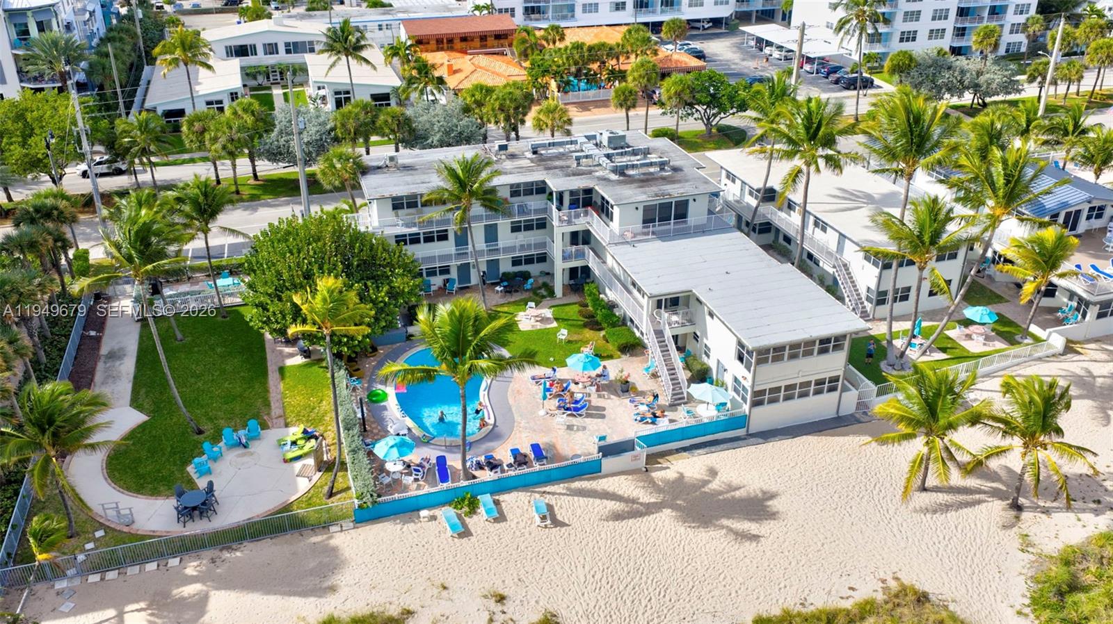 View photos, virtual tours, details... 4520 el Mar 12+18