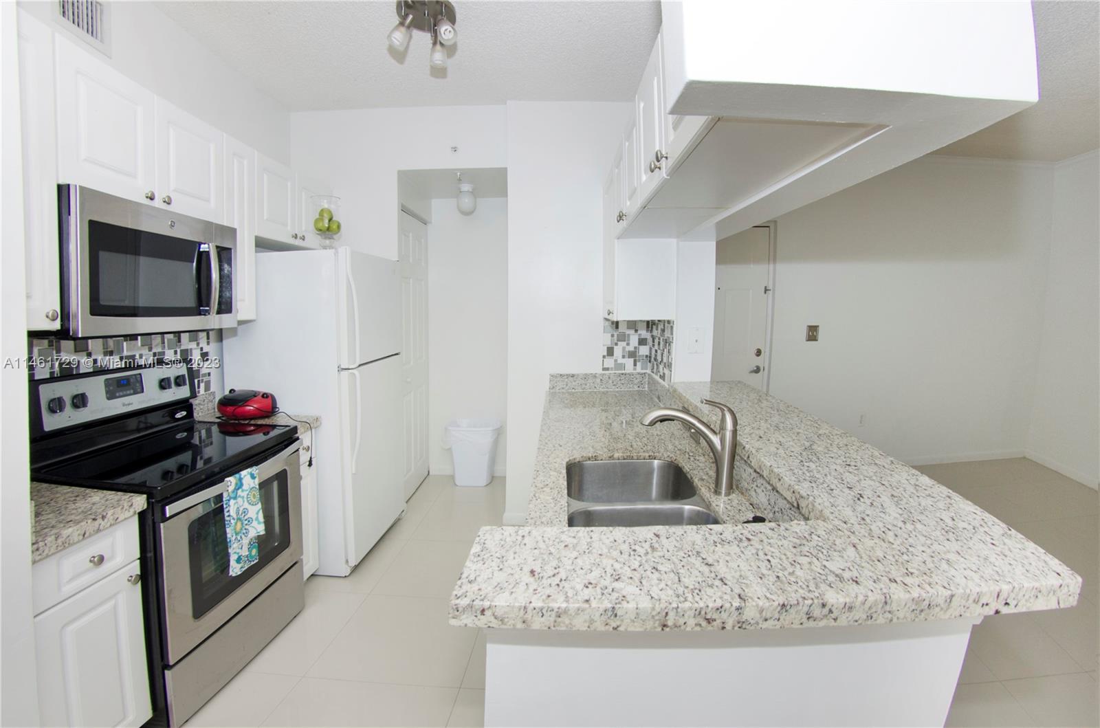 PORTO BELLAGIO CONDO - Residential Lease