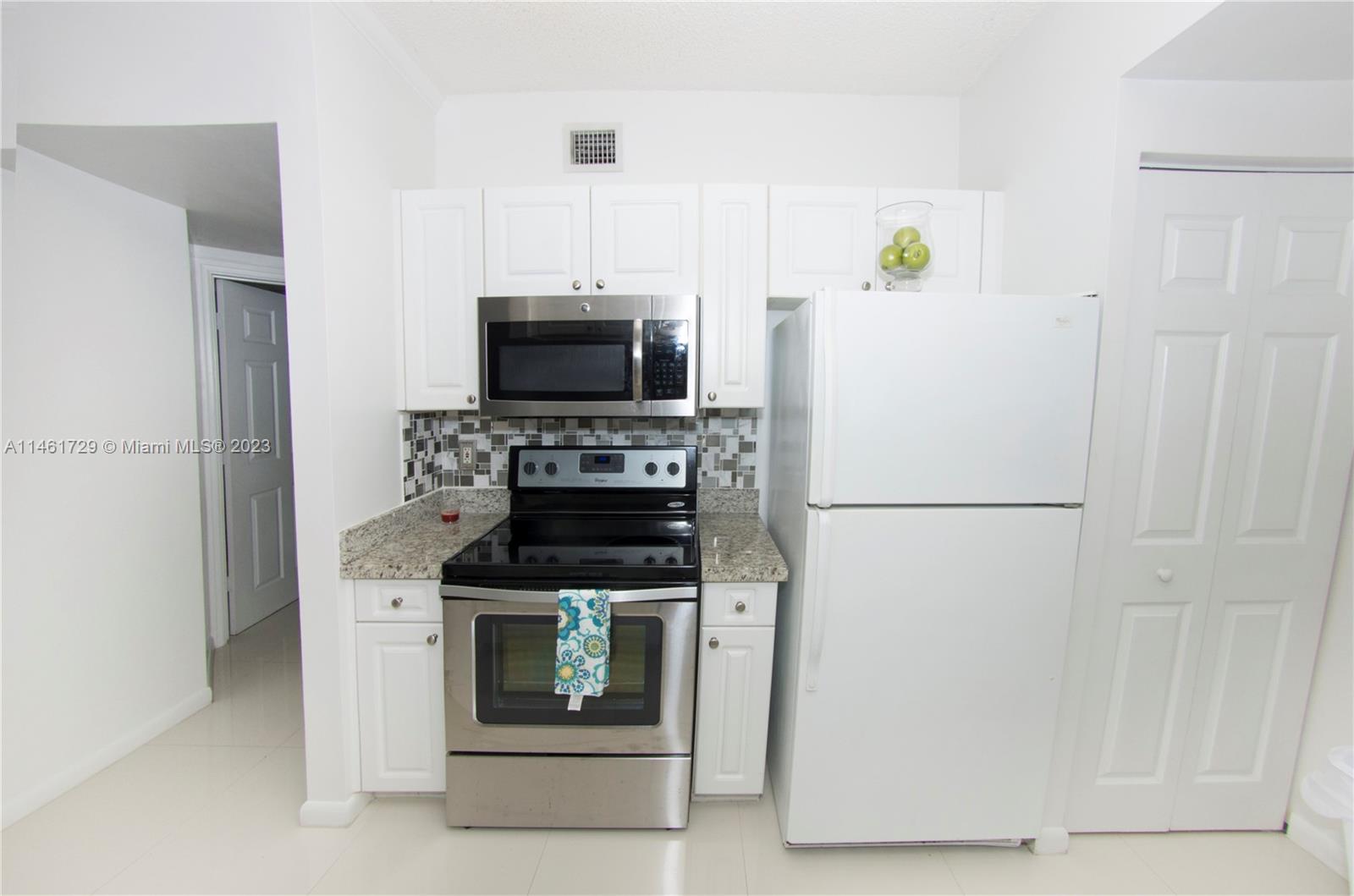 PORTO BELLAGIO CONDO - Residential Lease