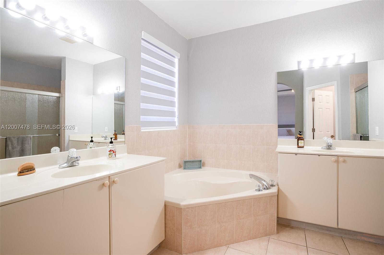 CENTURY BREEZE - Residential