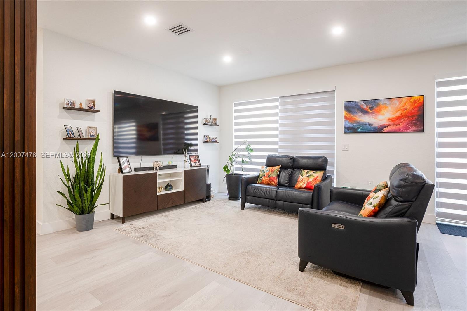 CENTURY BREEZE - Residential