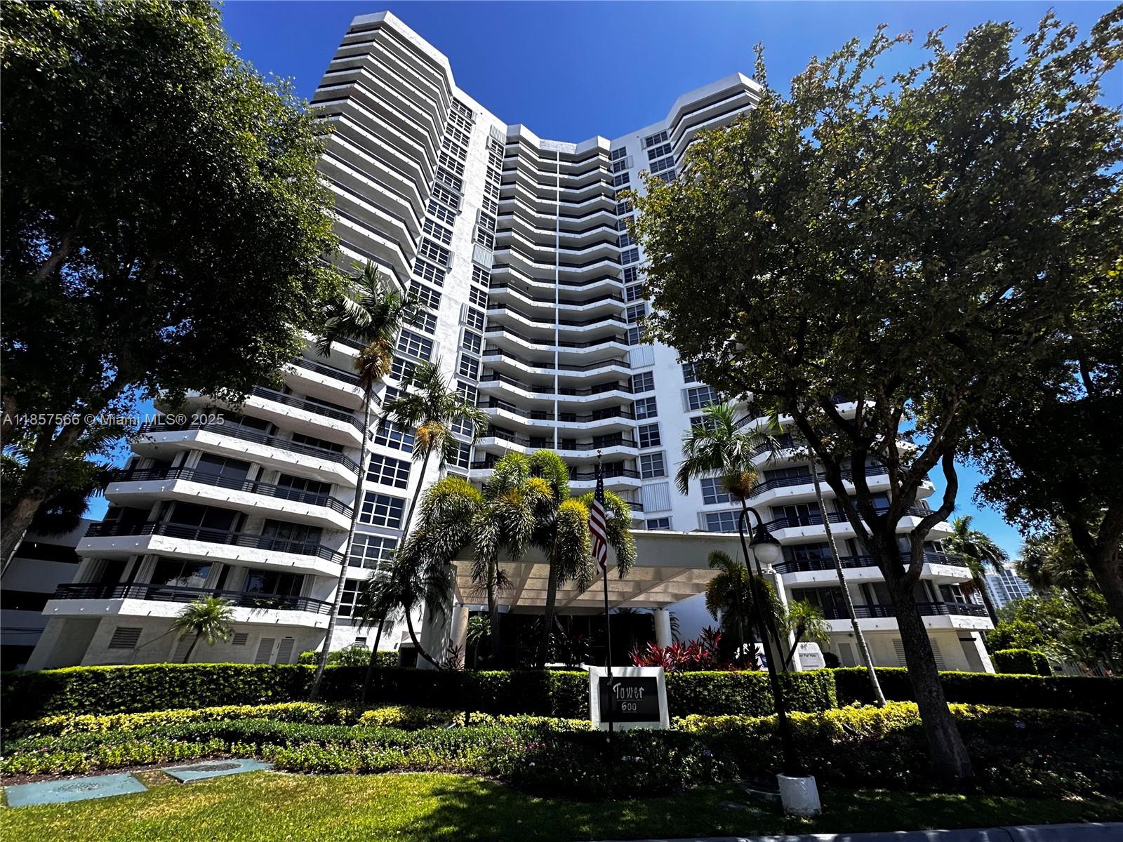 Modern & sun-filled condo in Mystic Pointe – Aventura. This beautifully residence features white porcelain floors, an open kitchen, balcony, and generous natural light throughout. 2 spacious bedrooms, 2 full baths, a washer/dryer, closets, hurricane shutters and a storage room. Resort-style living includes 24/7 surveillance, a renovated lobby, fitness center, heated pool, jacuzzi, and tennis courts — all within a gated waterfront community known for exceptional maintenance. Perfectly located. Close to Aventura Mall, fine dining, pristine beaches, world-class golf, casinos, parks, and the Aventura Arts & Cultural Center.