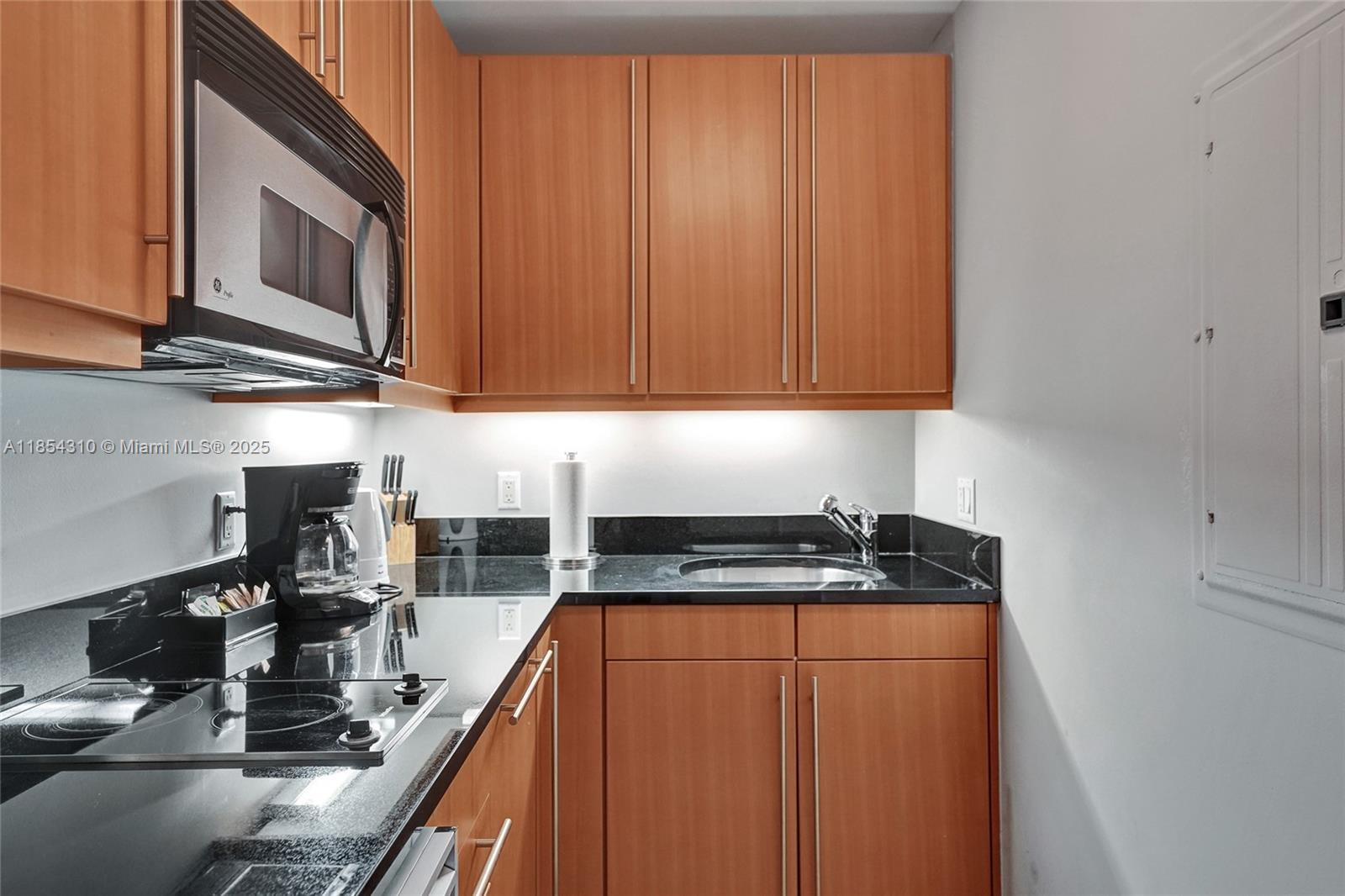 MILLENNIUM TOWER CONDOMIN - Residential
