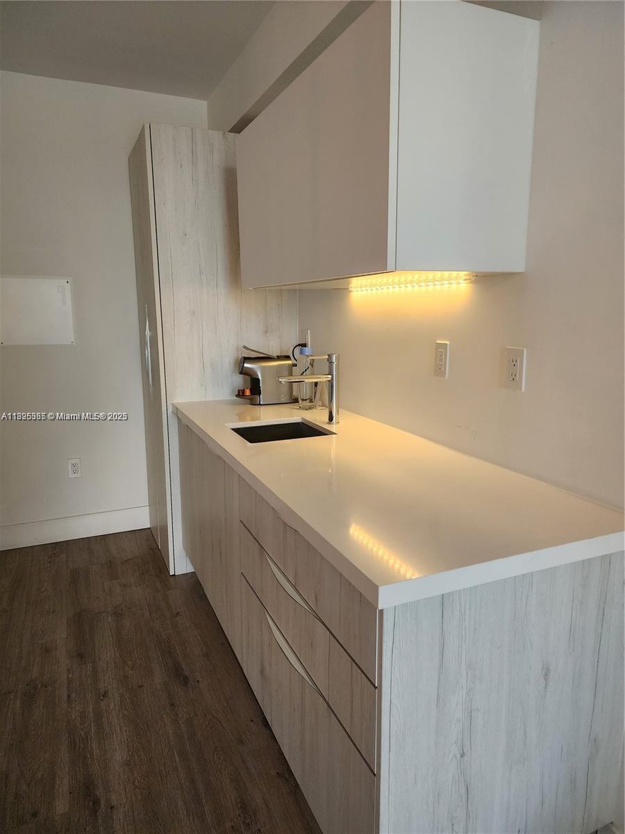 6080 COLLINS CONDO - Residential