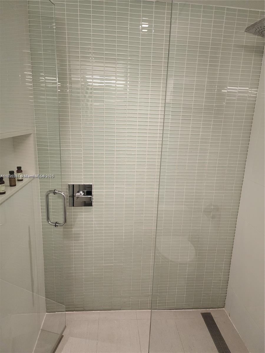 6080 COLLINS CONDO - Residential