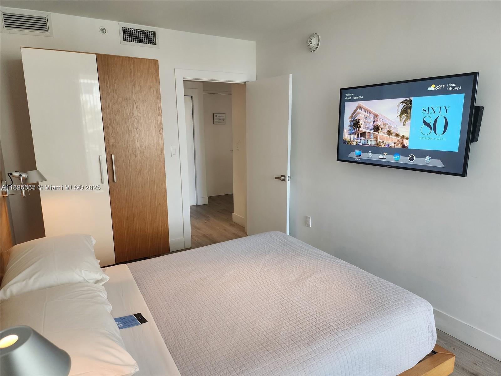 6080 COLLINS CONDO - Residential