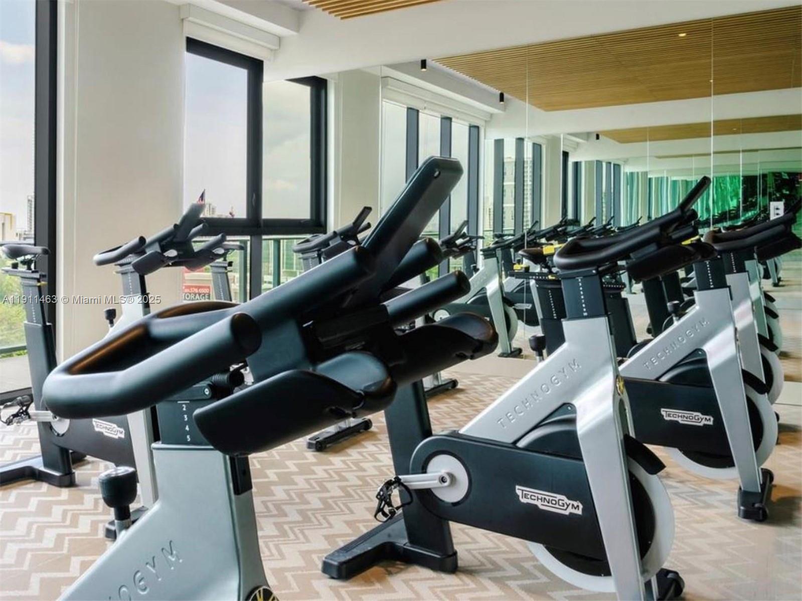 3401 MIDTOWN CONDO - Residential Lease