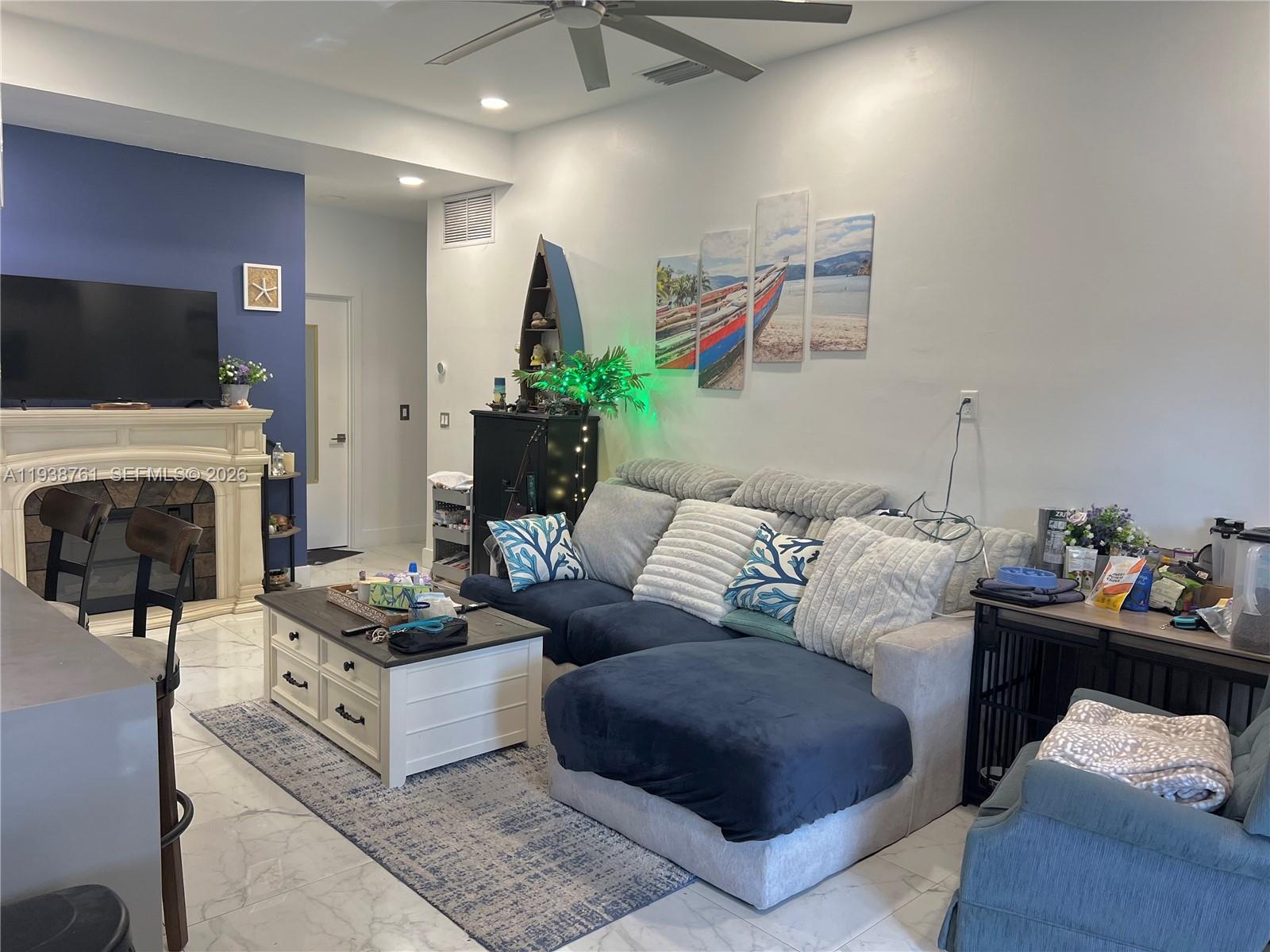 CINNAMON PLACE II - Residential