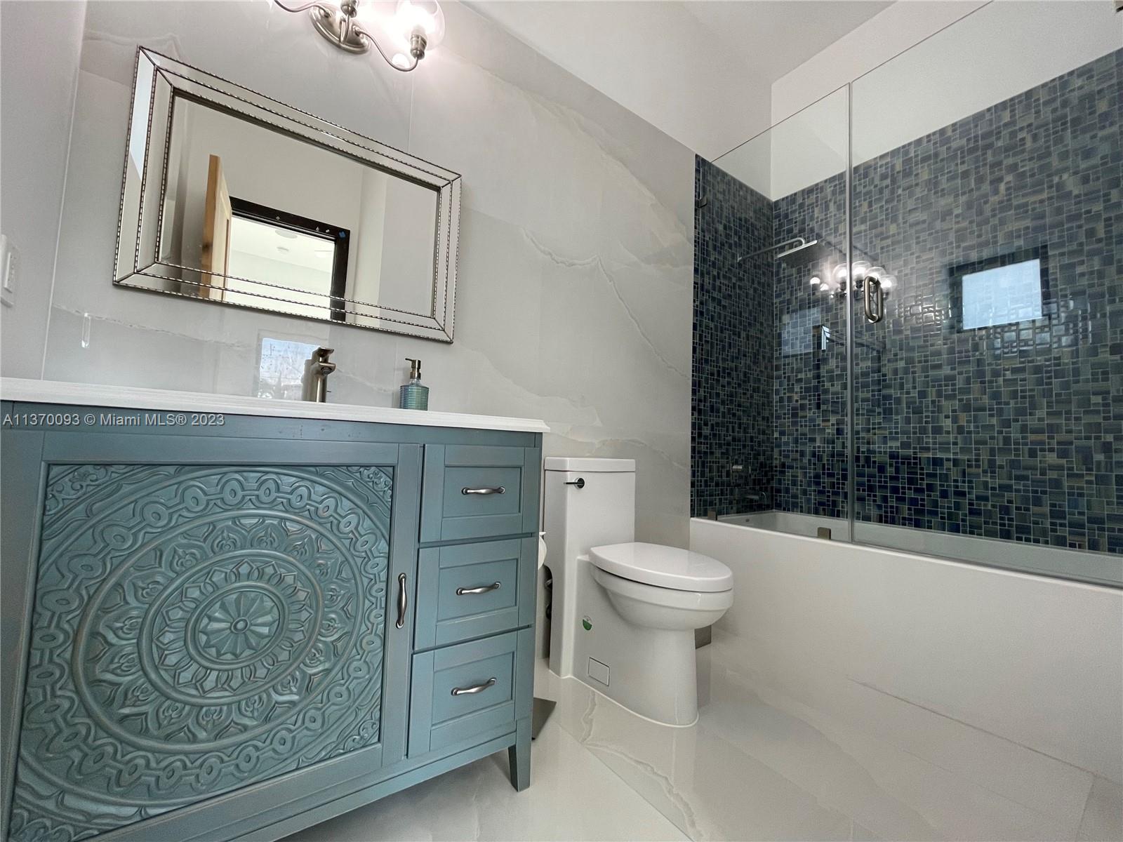 BRICKELL ESTATES - Residential Lease