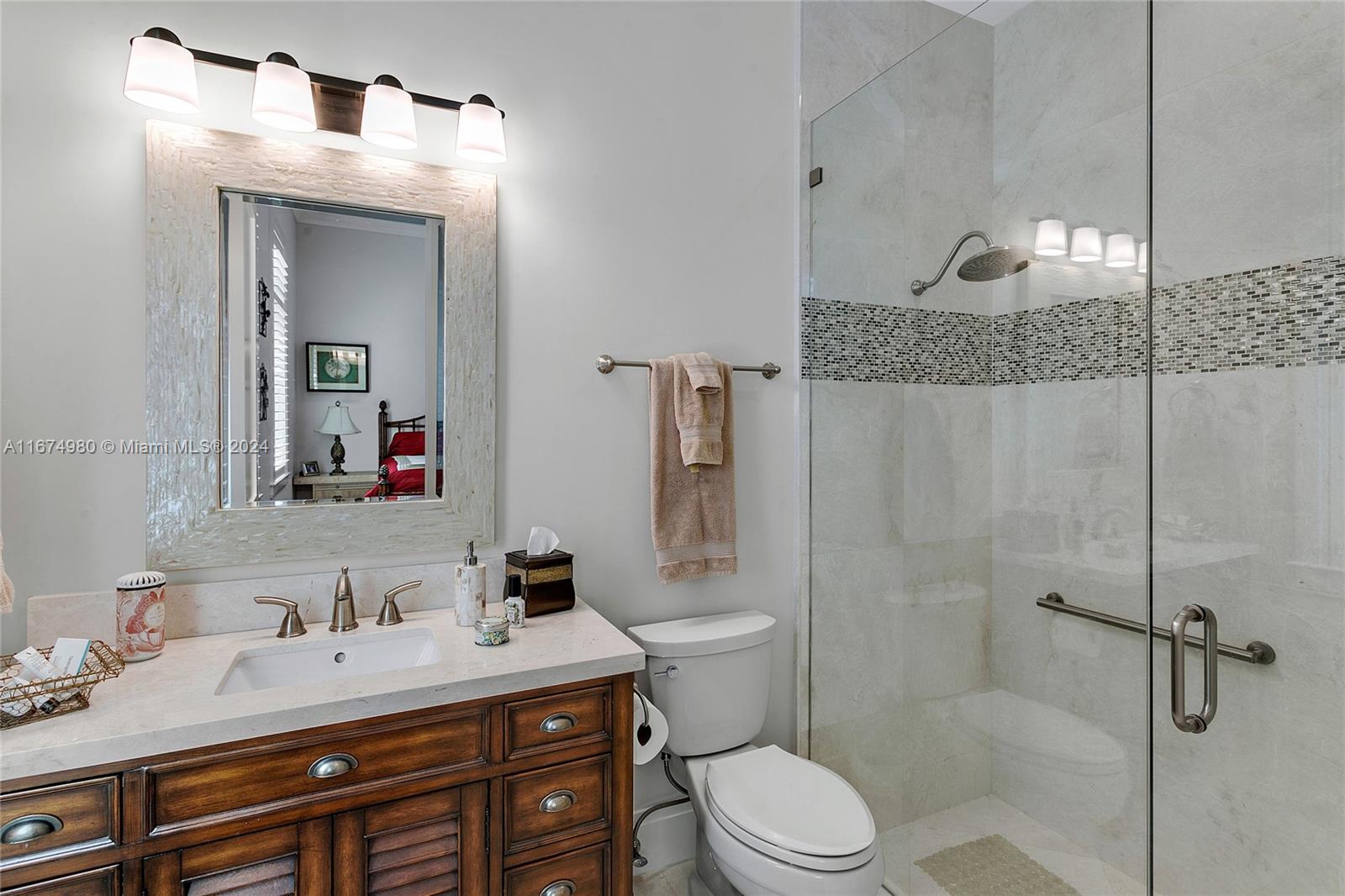 ADMIRALS COVE - Residential Lease