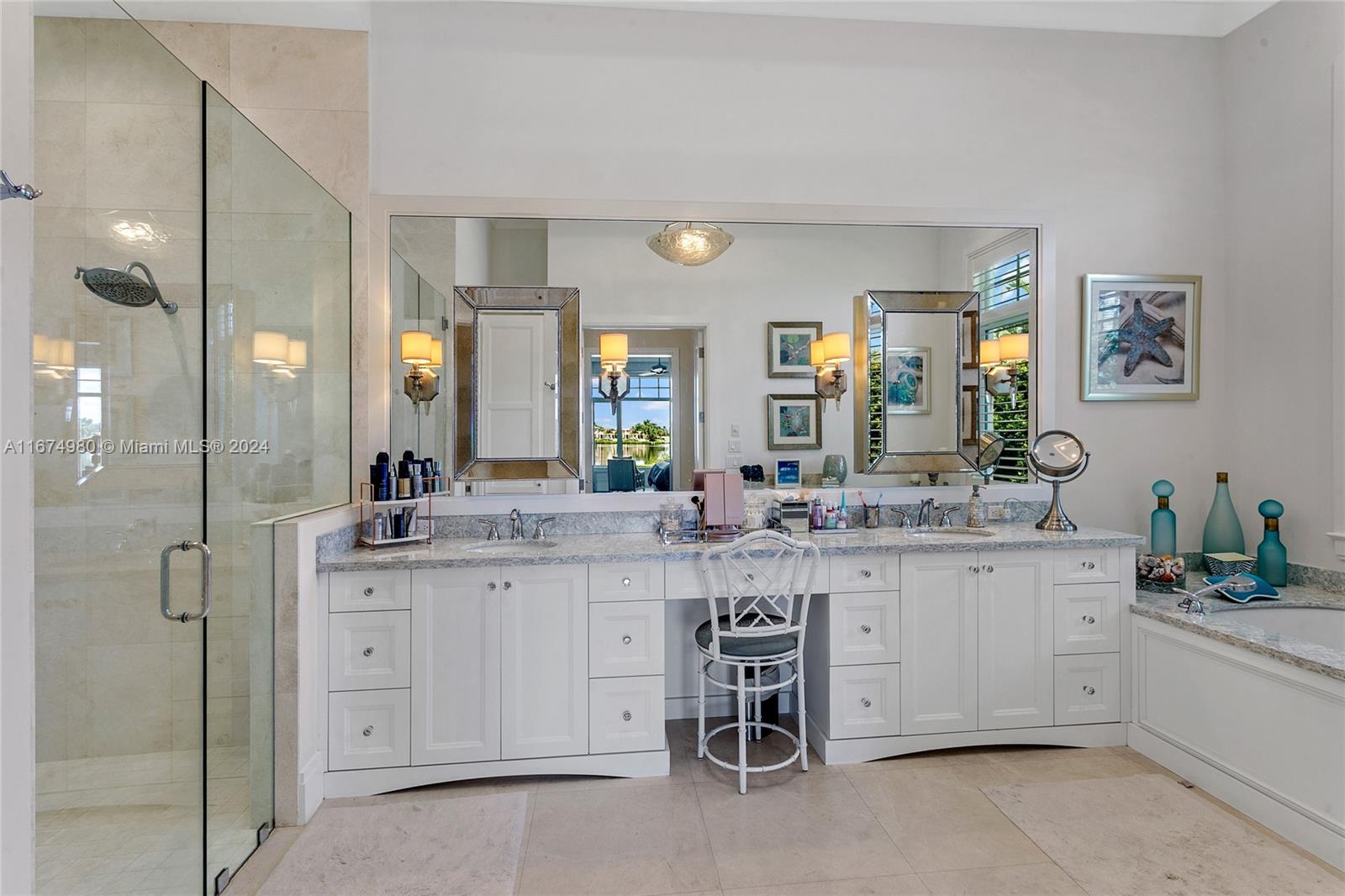 ADMIRALS COVE - Residential Lease