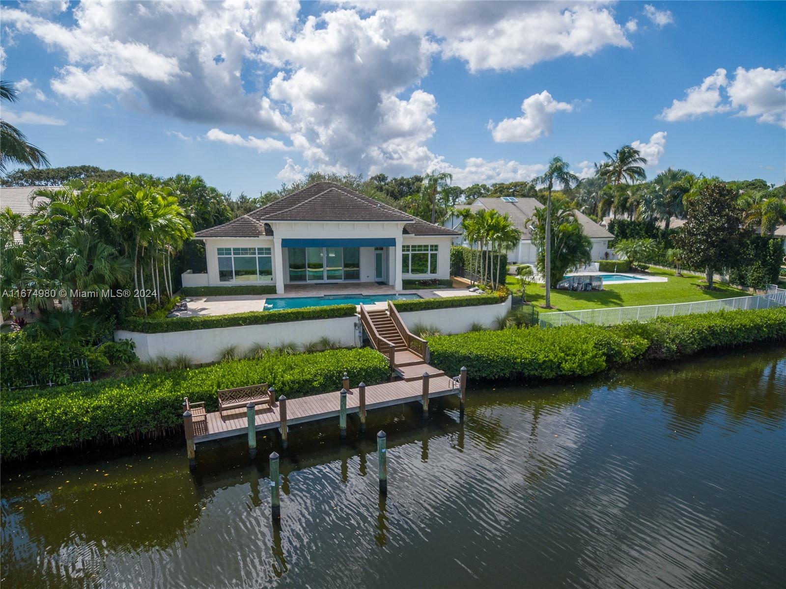 ADMIRALS COVE - Residential Lease