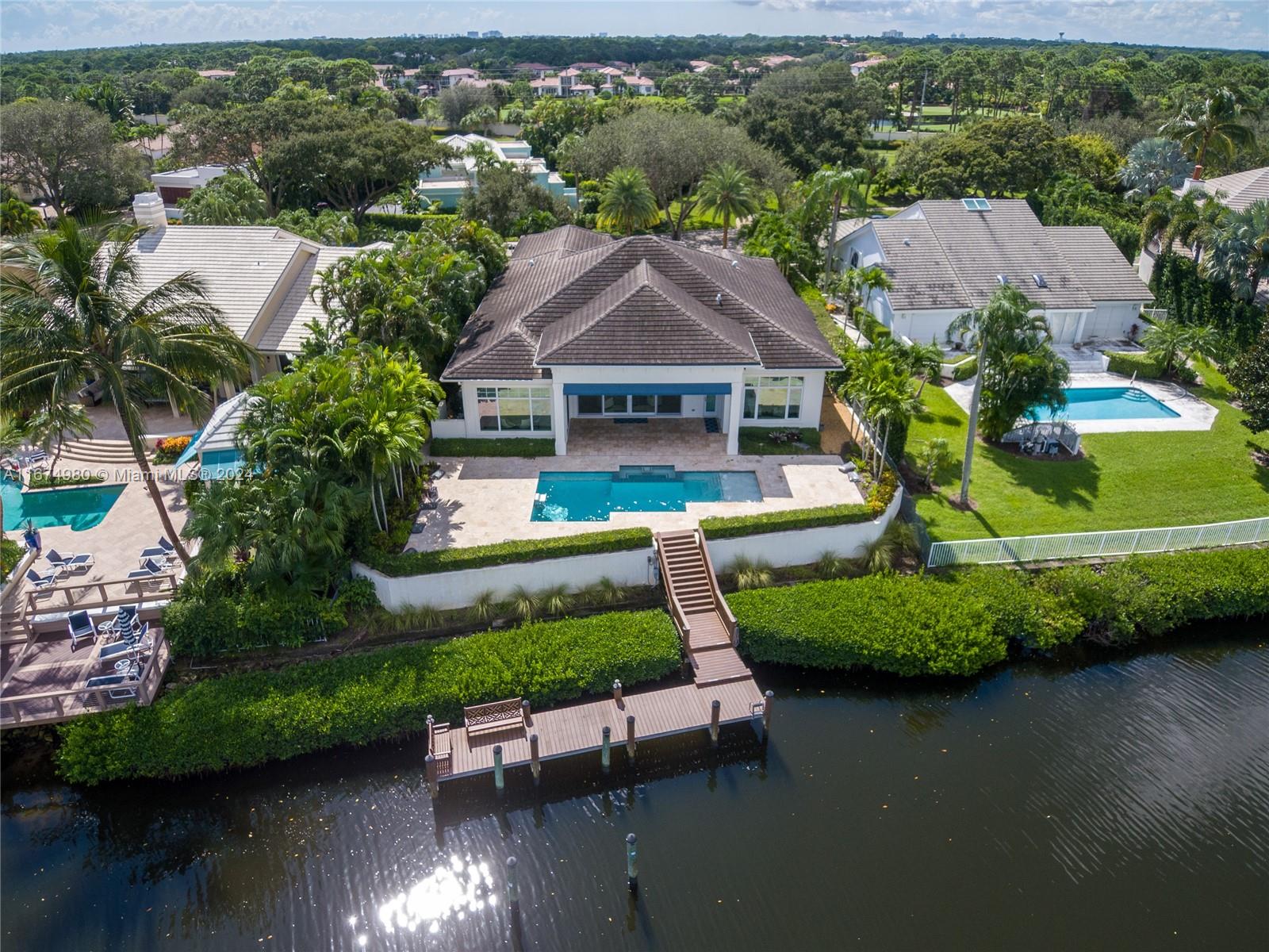 ADMIRALS COVE - Residential Lease