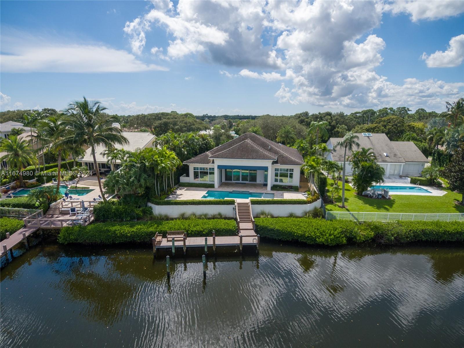 ADMIRALS COVE - Residential Lease