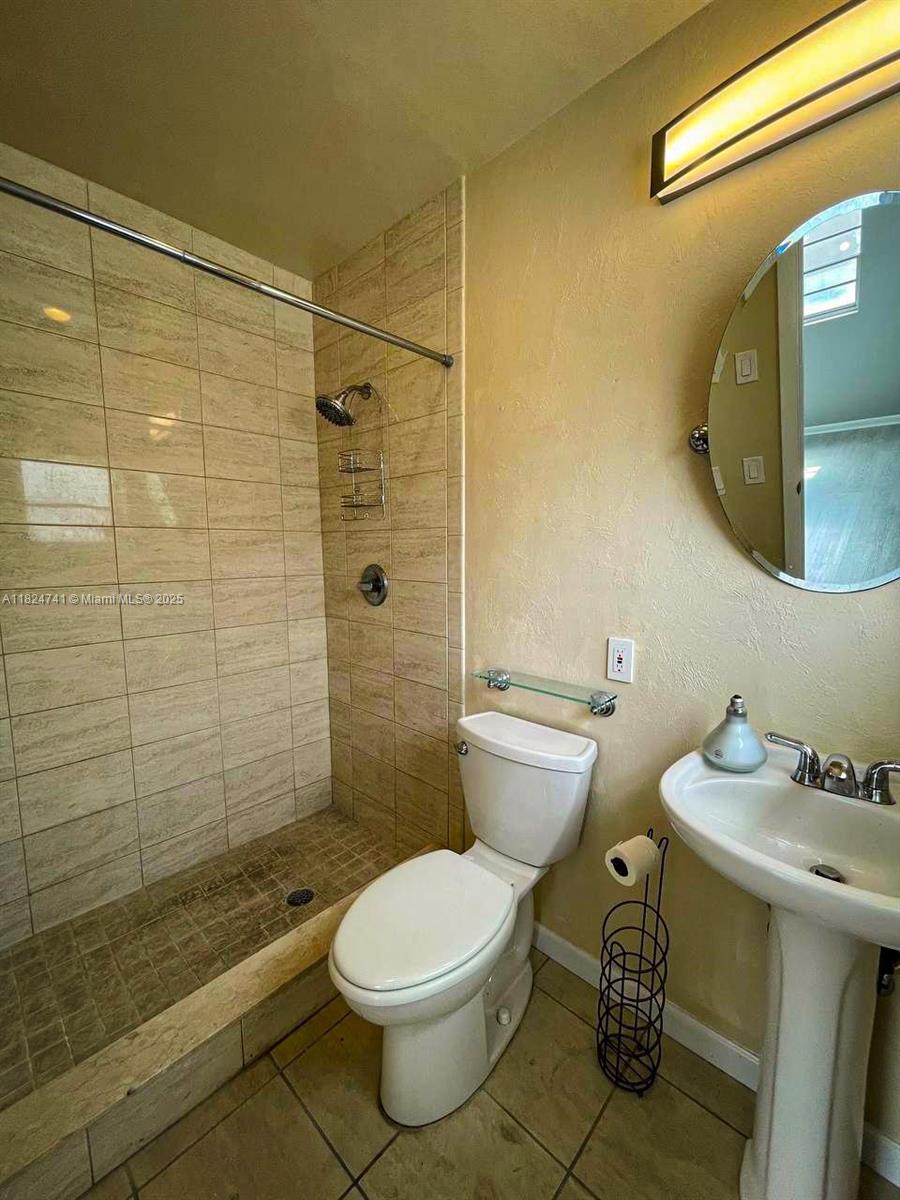 JACKSON ARMS APT CONDO - Residential