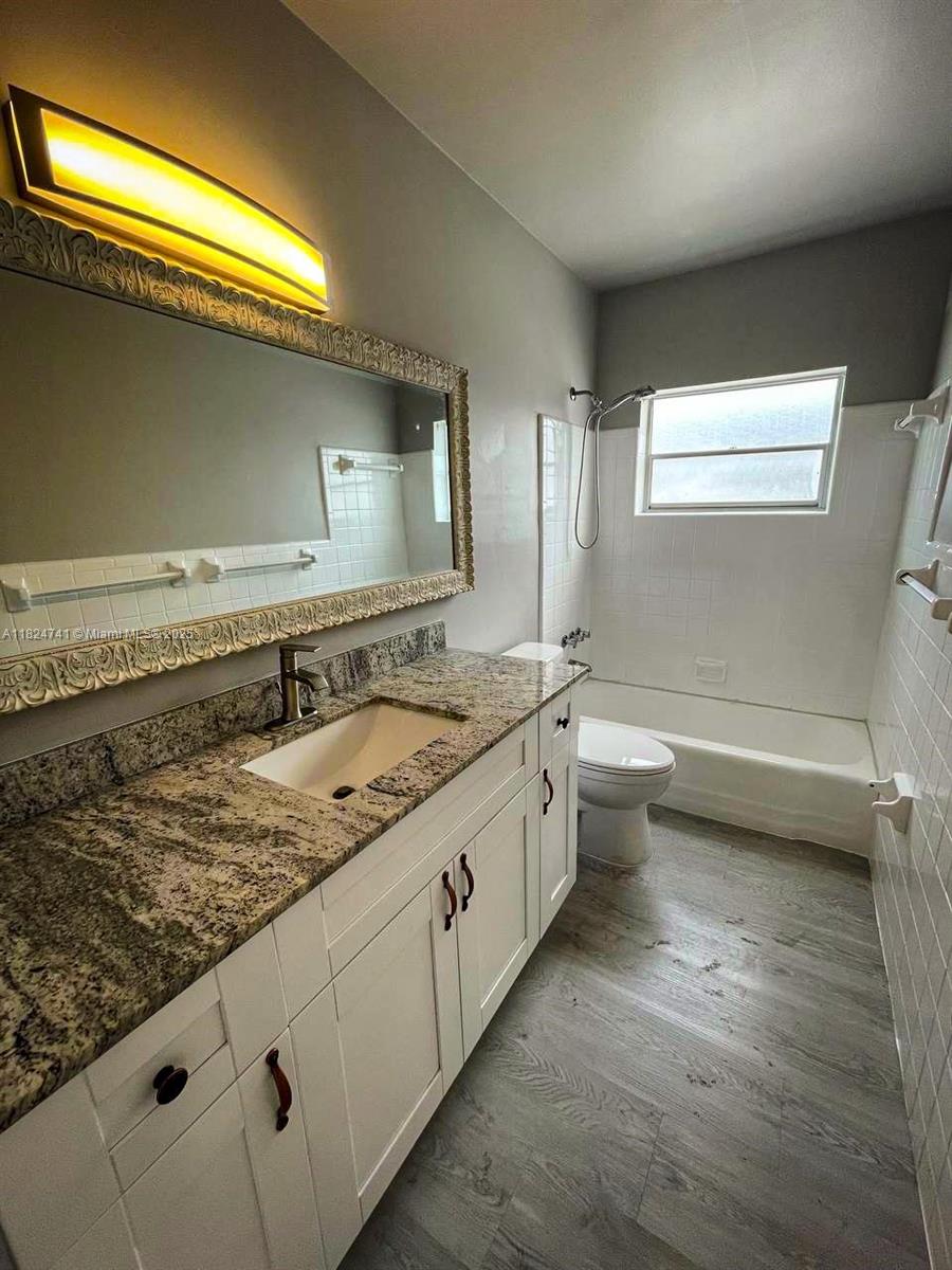 JACKSON ARMS APT CONDO - Residential