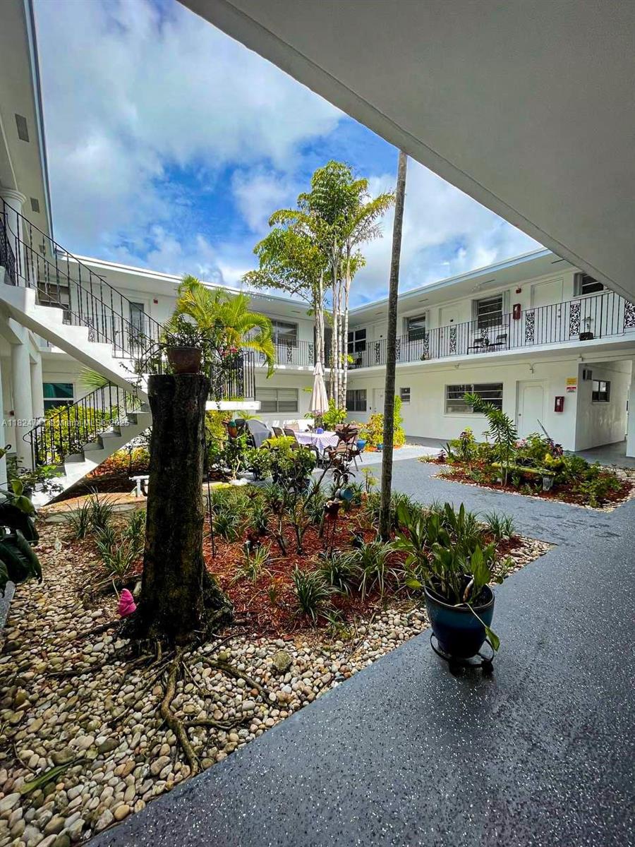 JACKSON ARMS APT CONDO - Residential