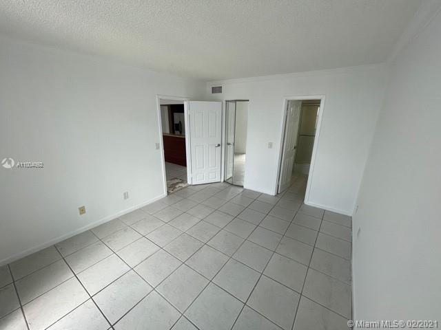 SAILBOAT CAY CONDO - Residential Lease