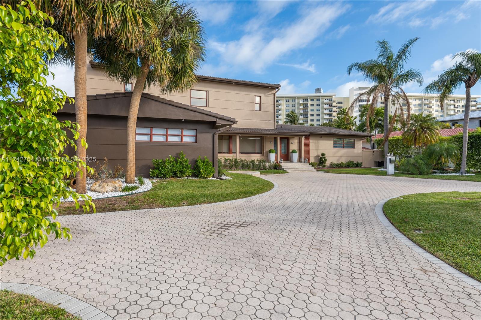 GOLDEN ISLES SEC - Residential