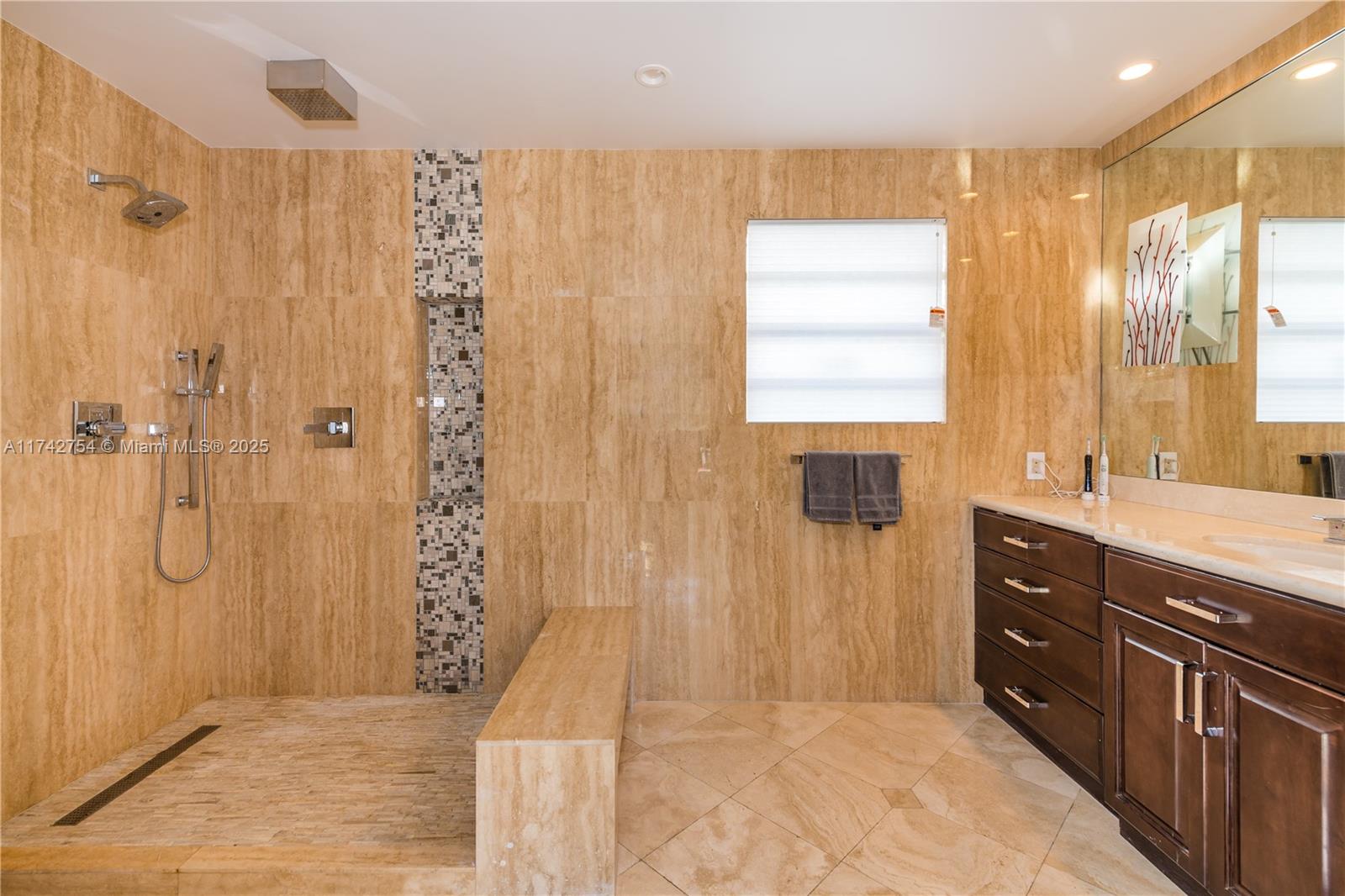 GOLDEN ISLES SEC - Residential