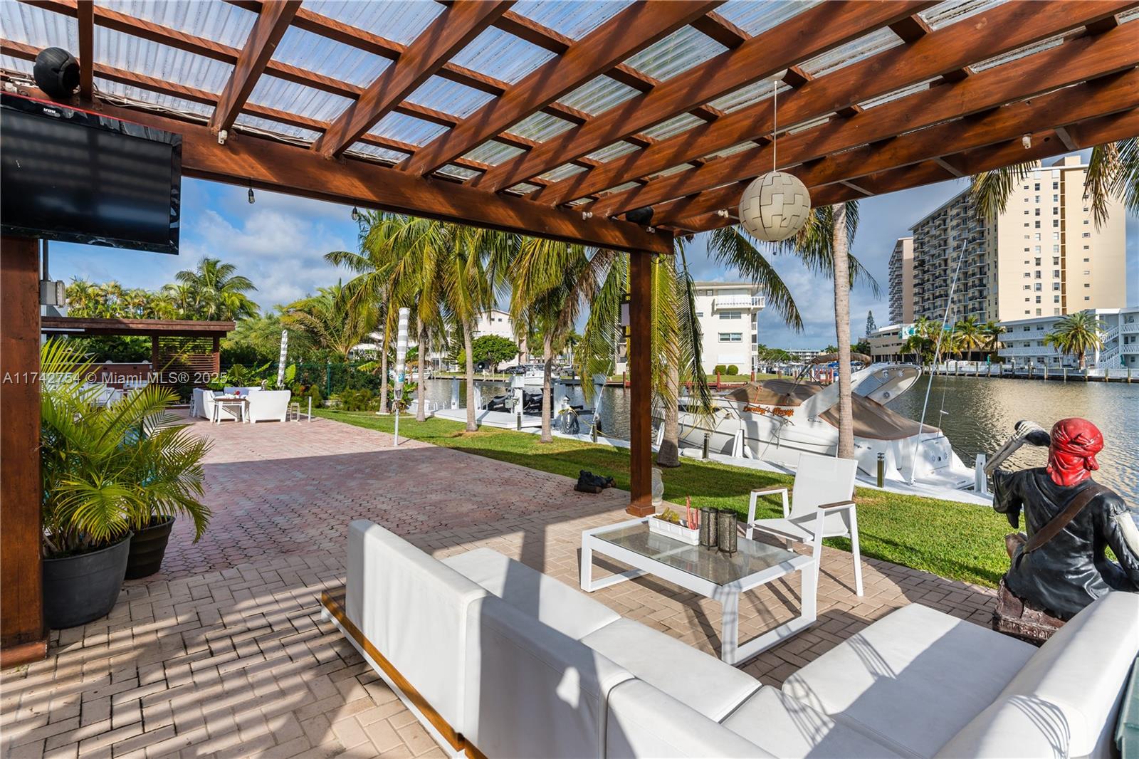 GOLDEN ISLES SEC - Residential