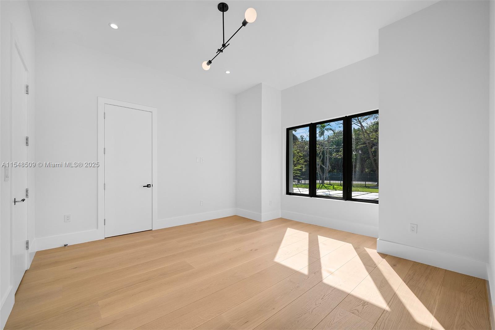ANDREWS & BIGMAN SUB - Residential
