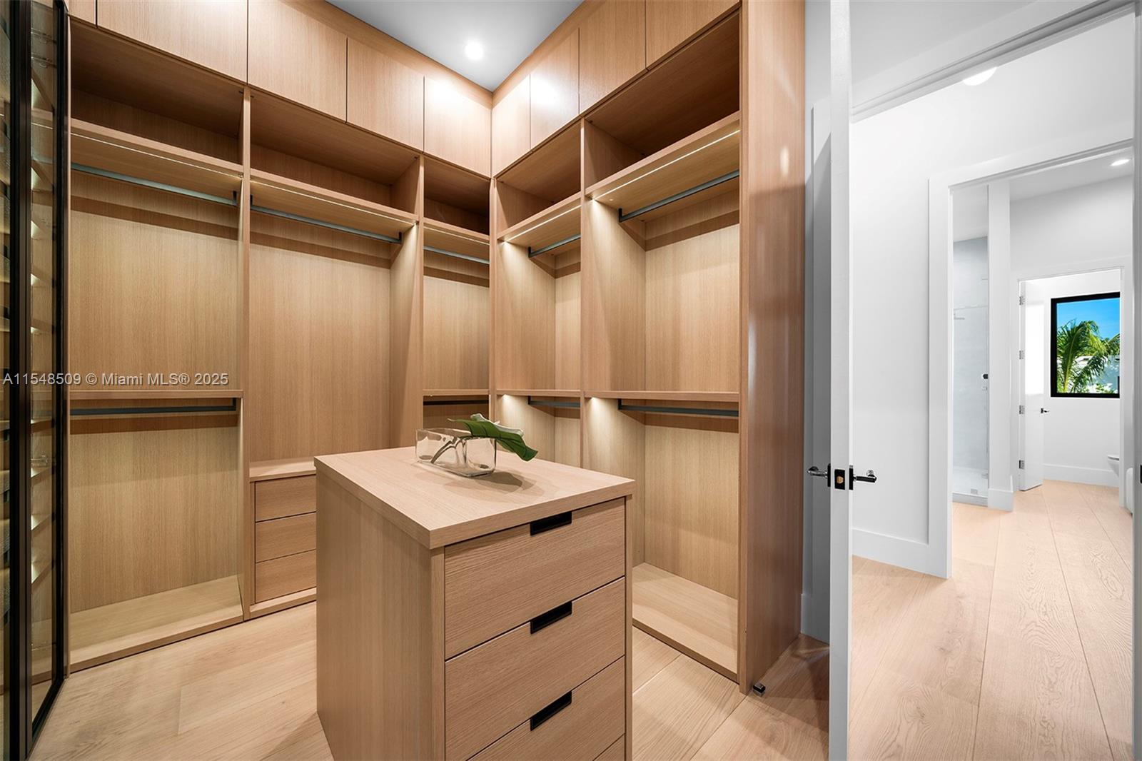 ANDREWS & BIGMAN SUB - Residential