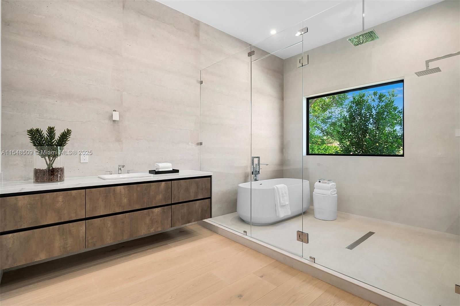 ANDREWS & BIGMAN SUB - Residential