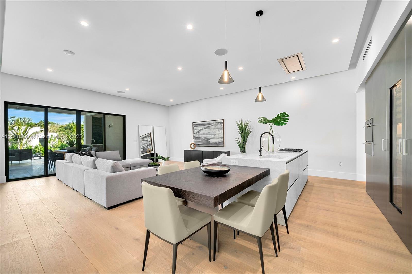 ANDREWS & BIGMAN SUB - Residential