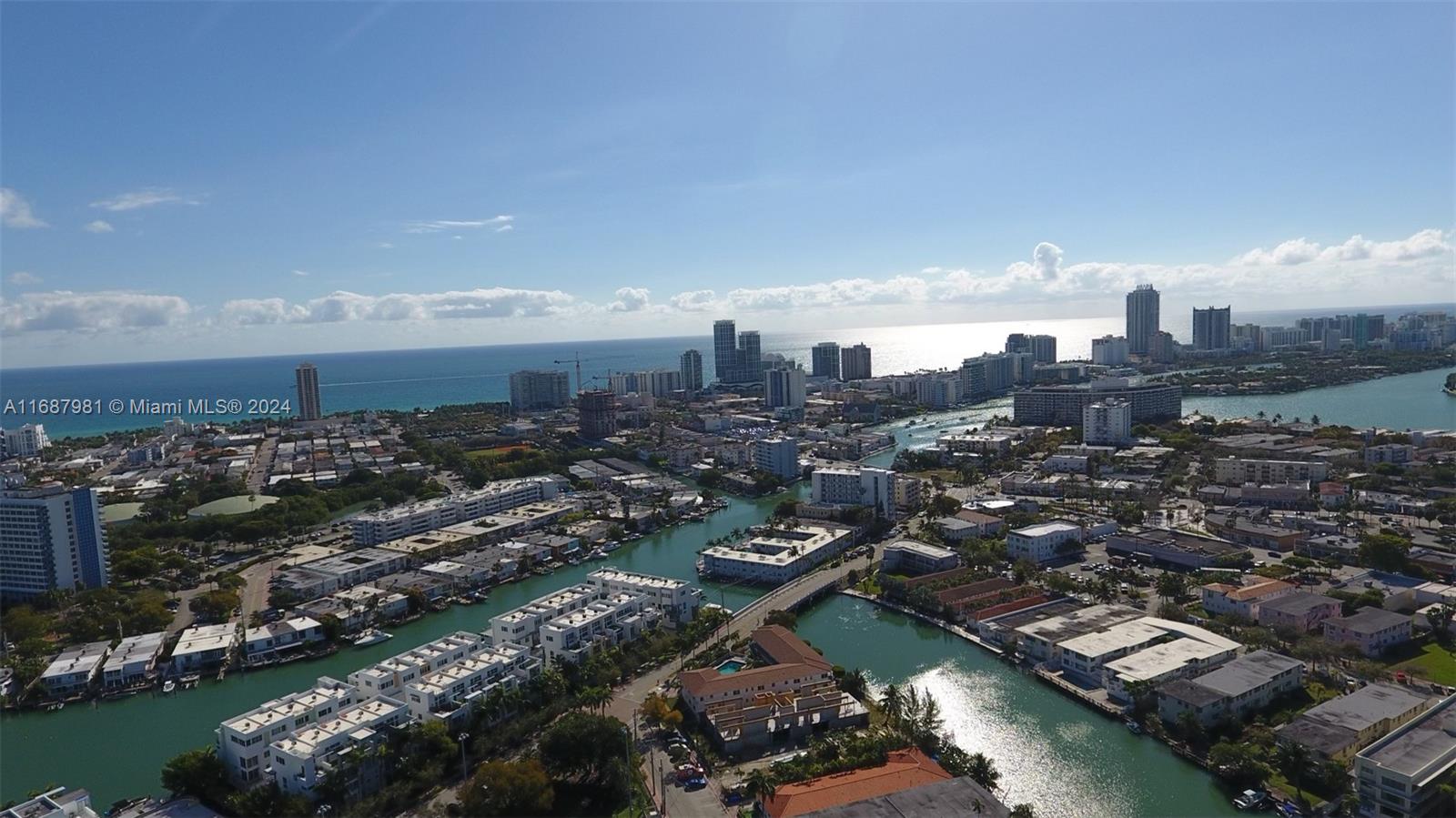 10 S Shore Dr