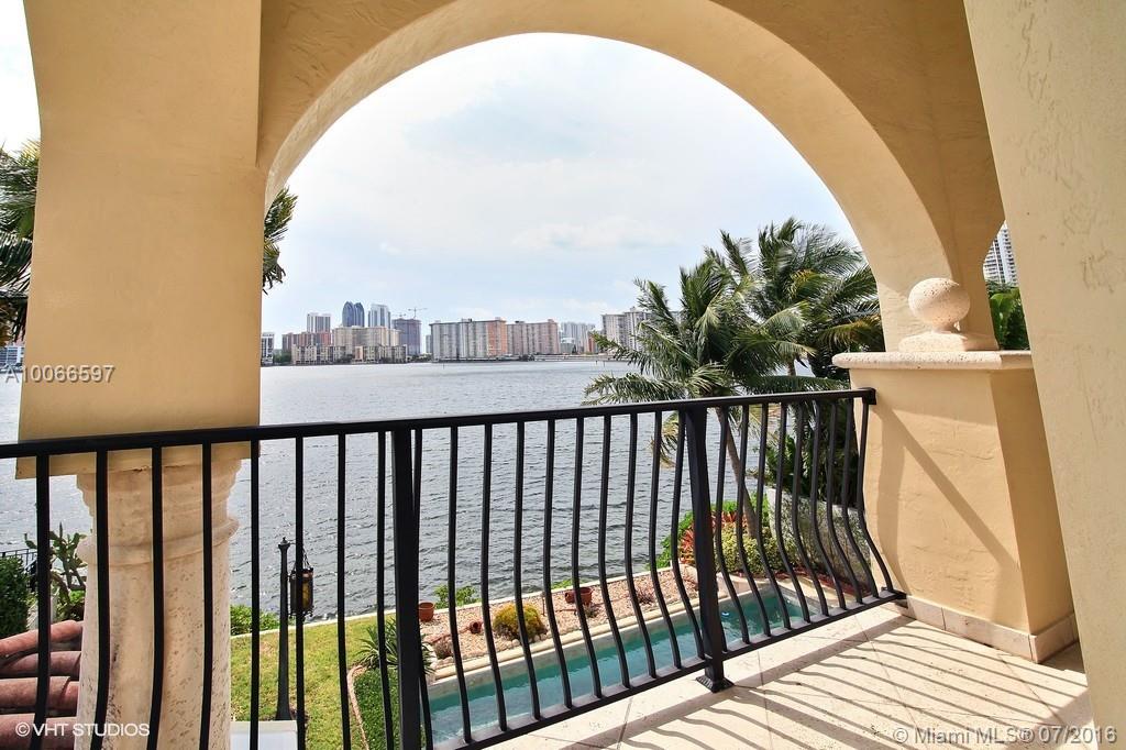 Island Estates - Residential