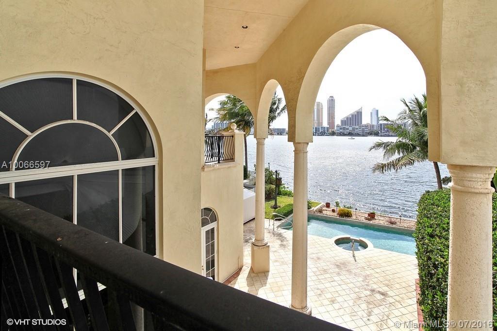 Island Estates - Residential